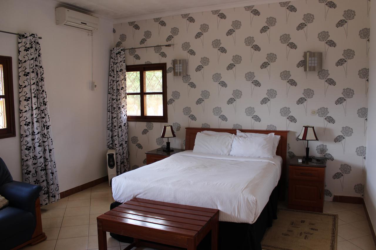 Milpark Hotel Cafumpe Esterno foto